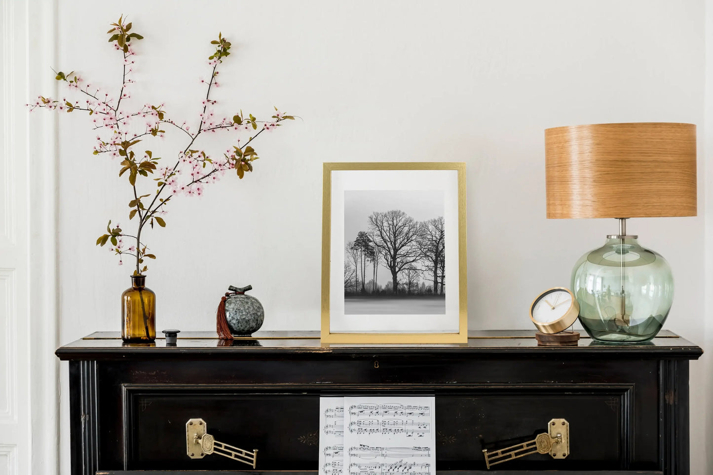 11x14 Matted to 8x10 Linear Gold Gallery Picture Frame