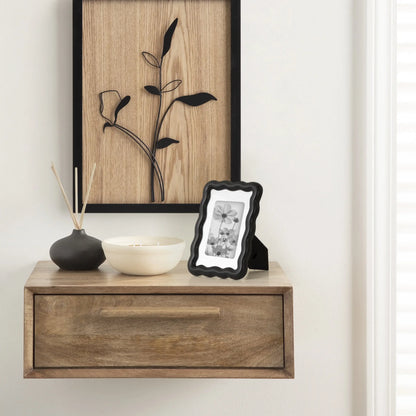5x7 Wavy Black Picture Frame