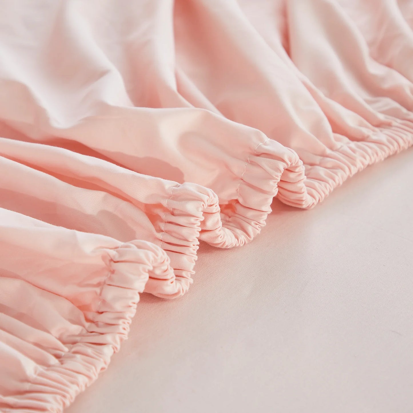 Luxury Solid Color Fitted 3Piece Sheets Set.