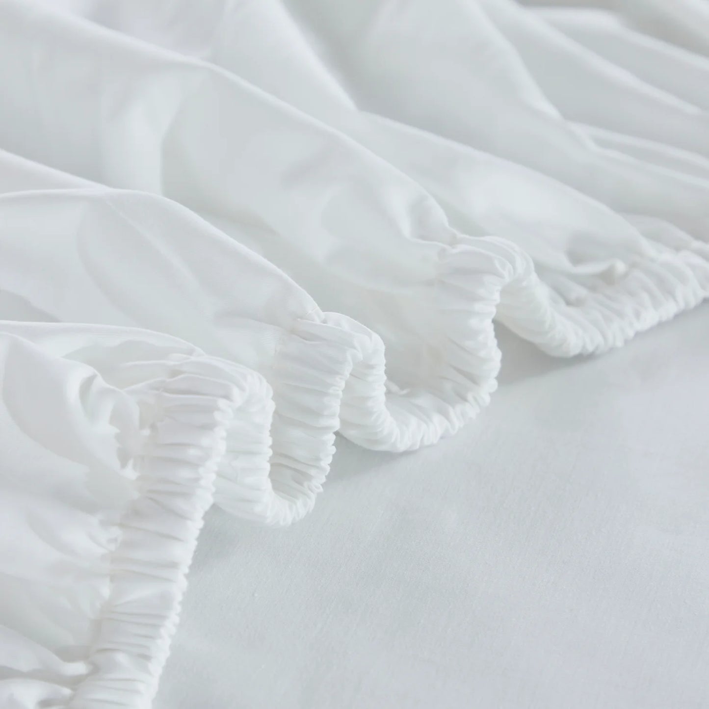 Luxury Solid Color Fitted 3Piece Sheets Set.
